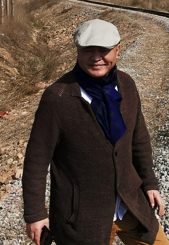 تشين دونغهوي Daniel Chen